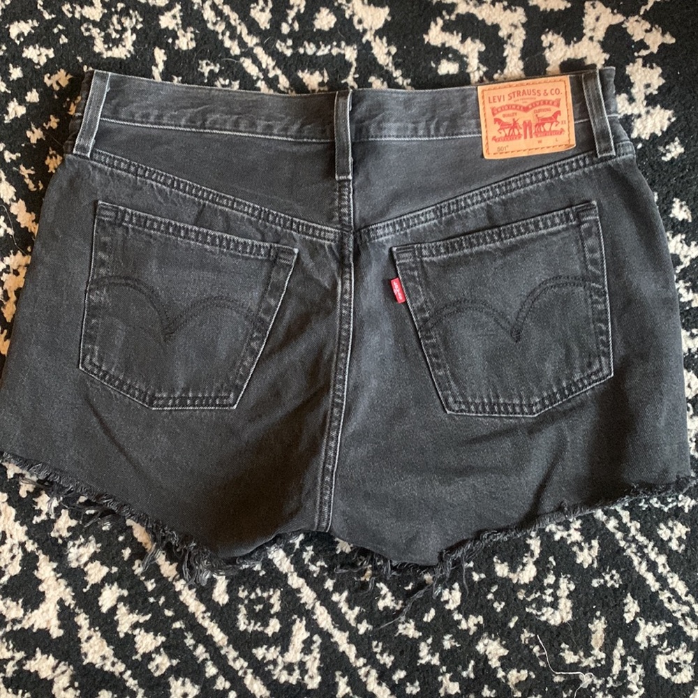 Levi’s 501 Shorts, Size 29 - Picture 4 of 4